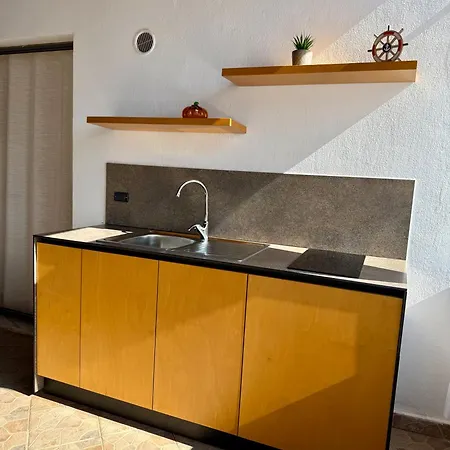 Vacation Vibes - Modern In Near Sea 格勒姆