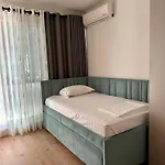Vacation Vibes - Modern In Near Sea * 골렘
