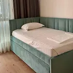 Vacation Vibes - Modern In Near Sea Διαμέρισμα Golem (Tirana)