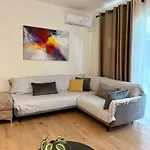 Vacation Vibes - Modern In Near Sea Διαμέρισμα