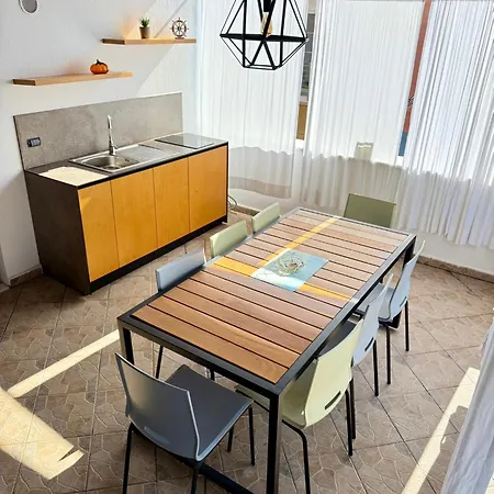 Lejlighed Vacation Vibes - Modern In Near Sea Golem (Tirana)