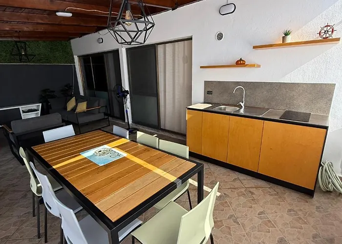 Lejlighed Vacation Vibes - Modern In Near Sea *